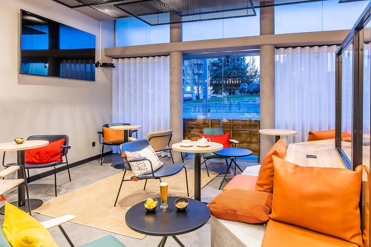 Hotel Ibis Bragança Exteriör bild