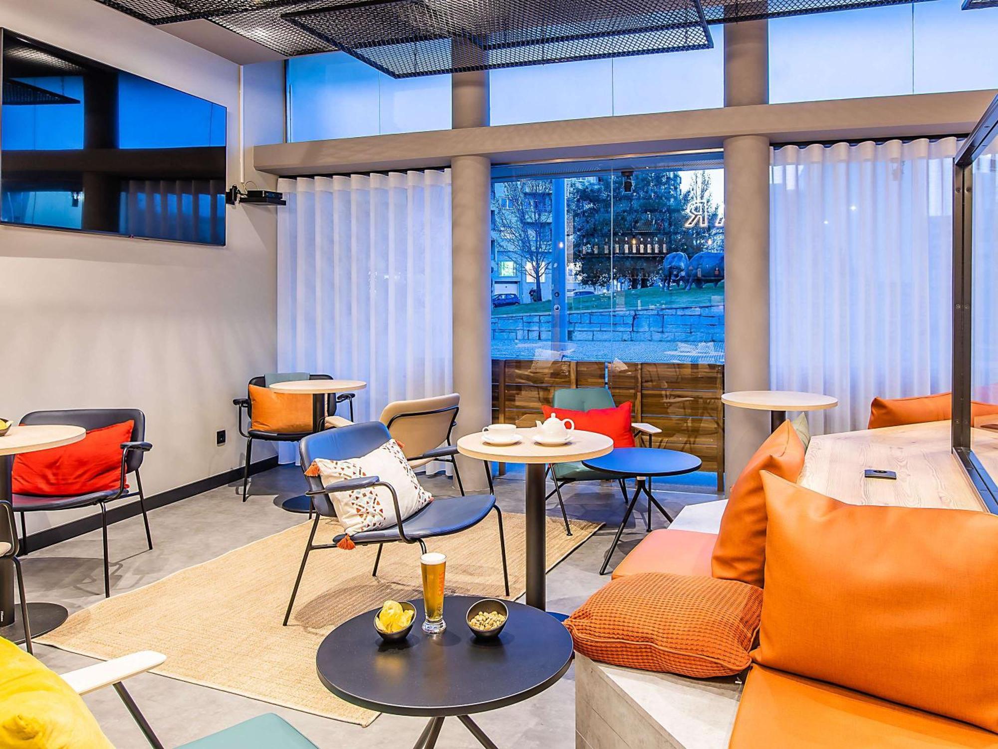 Hotel Ibis Bragança Exteriör bild