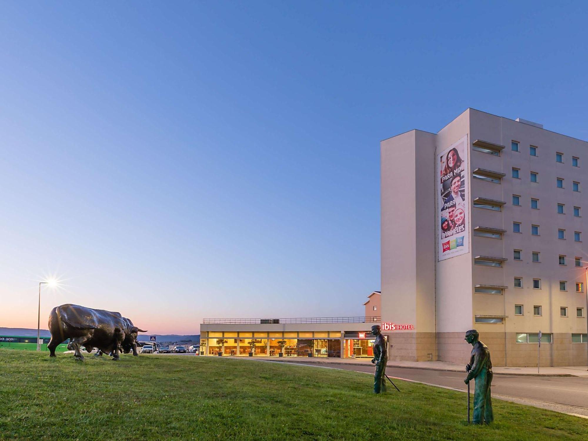 Hotel Ibis Bragança Exteriör bild