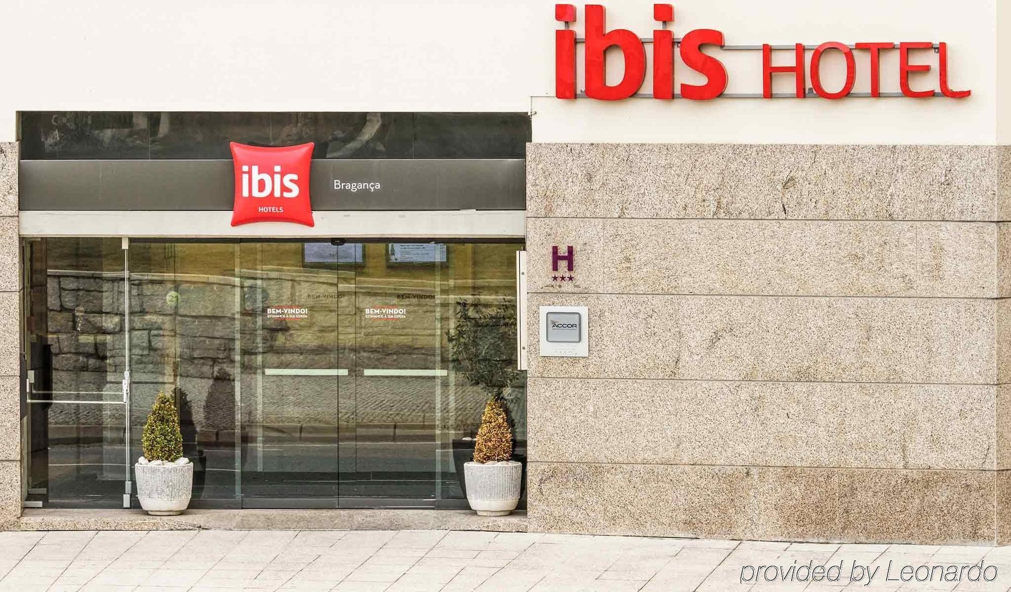 Hotel Ibis Bragança Exteriör bild
